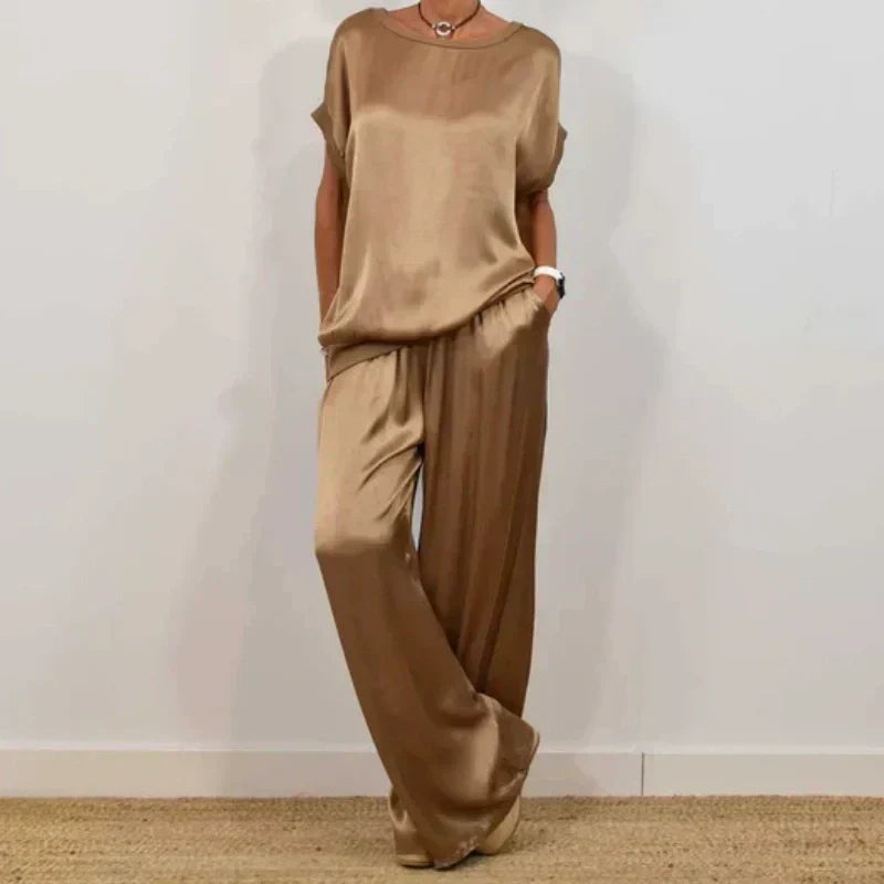 Women's Flowing Two-Piece Set - Blouse & Wide-Leg Pants - Camel