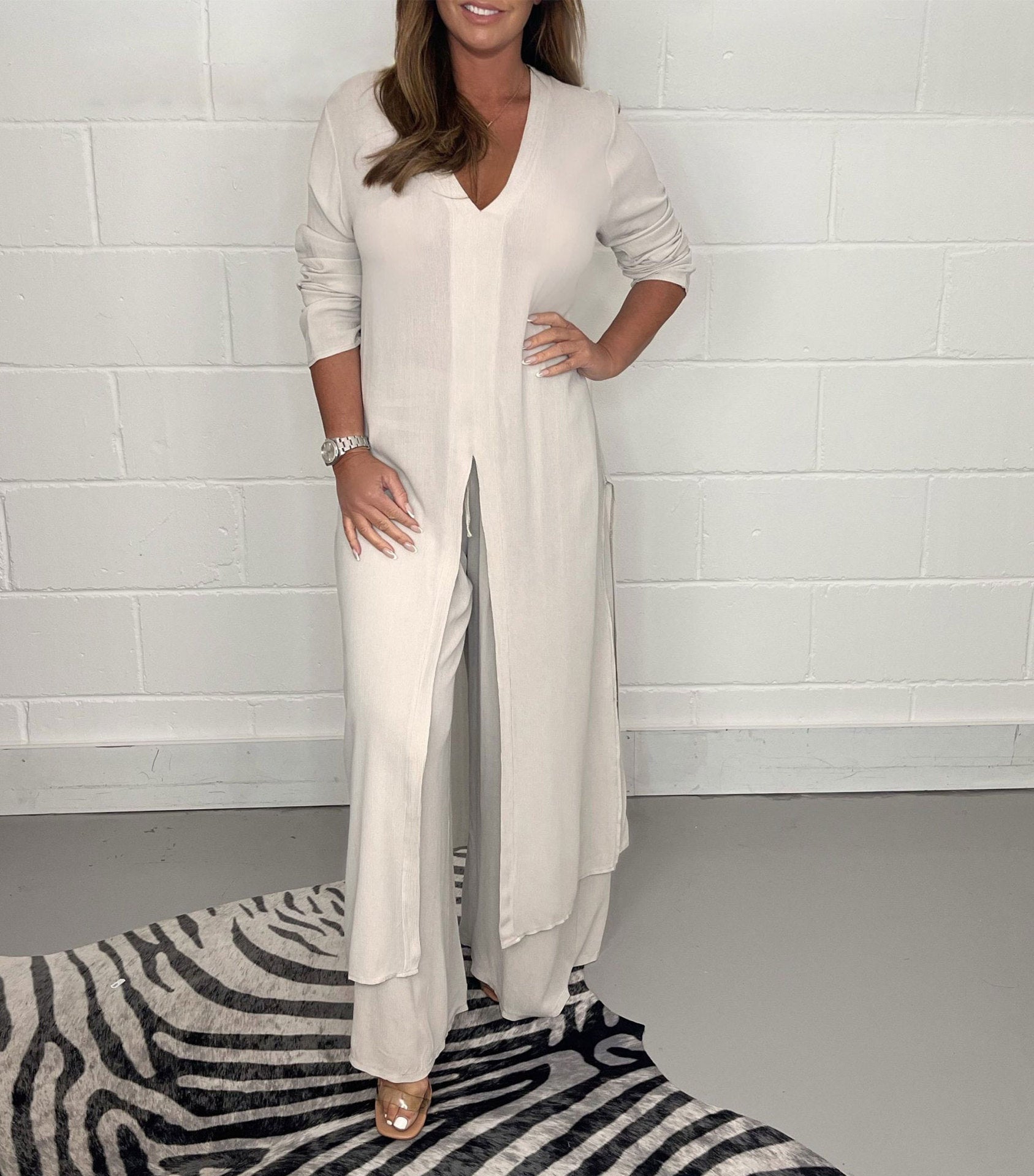 Women's Wide-Leg Two-Piece Set - Flowy Blouse & Trousers - Cream