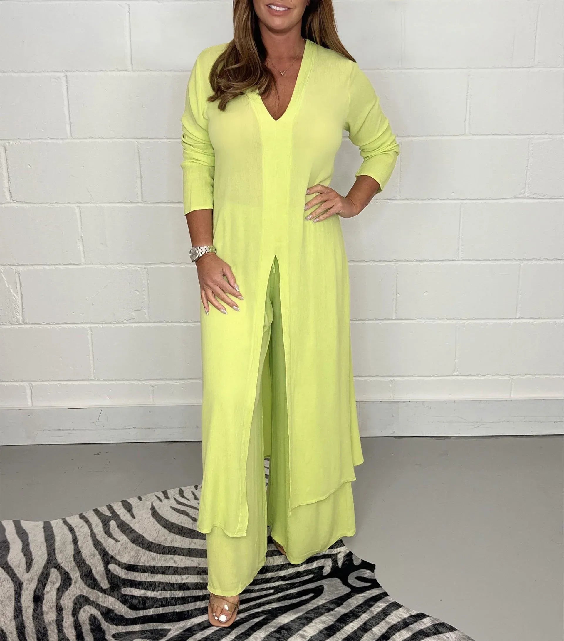 Women's Wide-Leg Two-Piece Set - Flowy Blouse & Trousers - Yellow